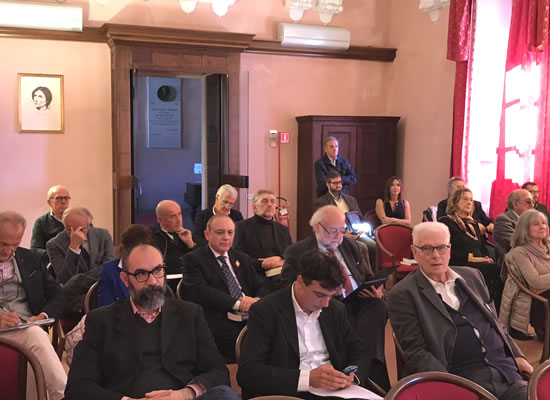 La sala Santa Paola della Casa Regina Montis Regalis La sala Santa Paola della Casa Regina Montis Regalis