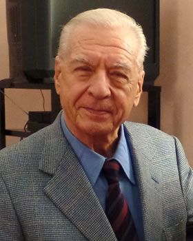 Presentazione del
                          volume di Alessandro LIVIERO Le origini della
                          Guardia d'Onore alle Reali Tombe del Pantheon
                          a TORRE SAN GIORGIO